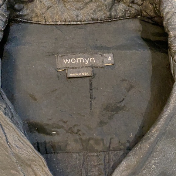 Womyn Black Trenchcoat - Size 4 - Picture 3 of 3